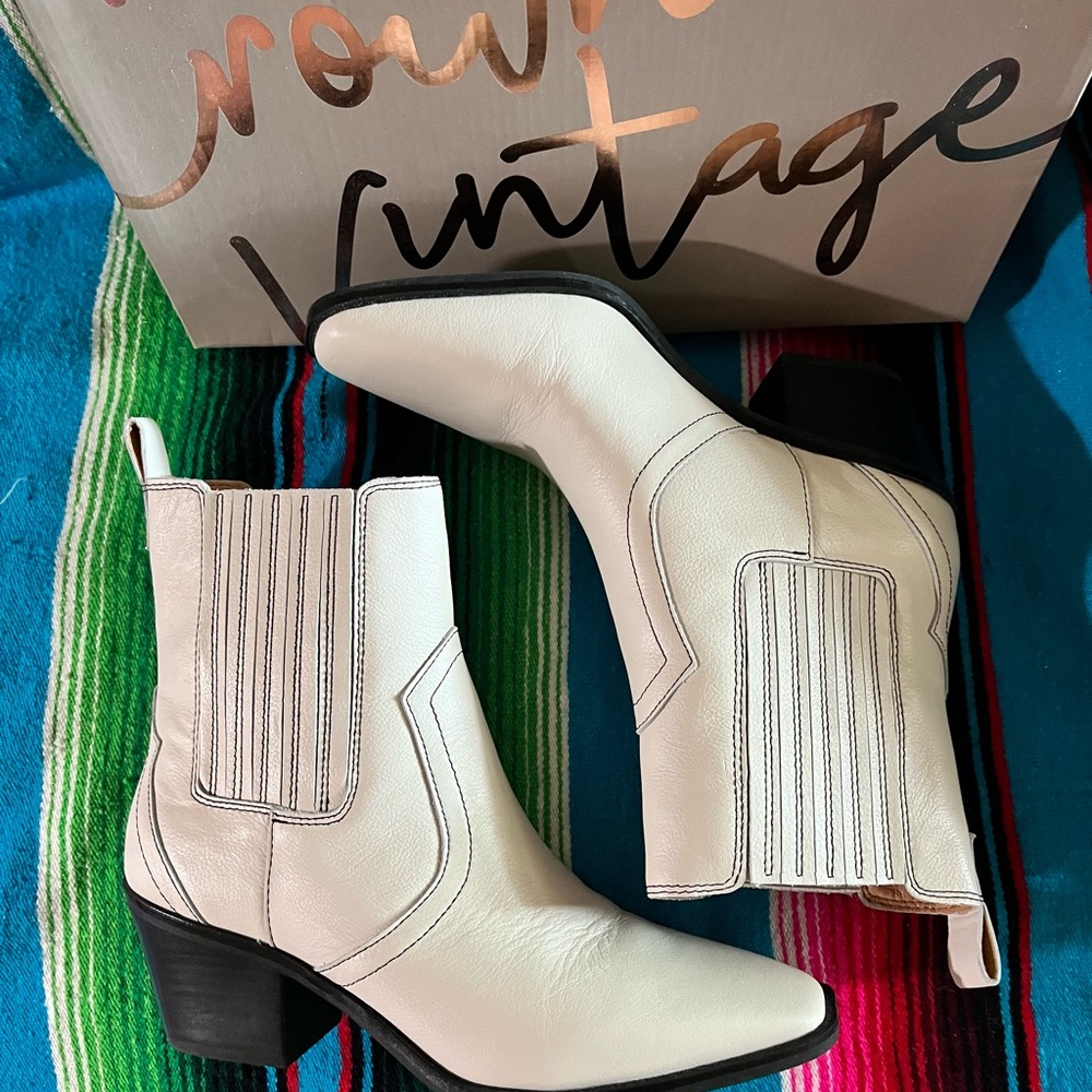 Crown Vintage Leather Ankle Booties